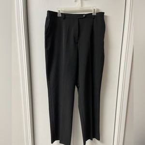 Sag Harbor, Black polyester women’s pants, size 16